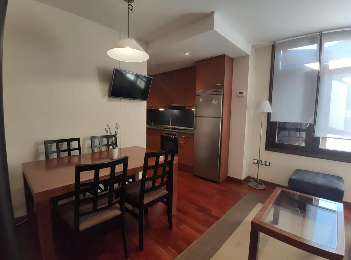 Apartamento Montes De Вильянуа Экстерьер фото