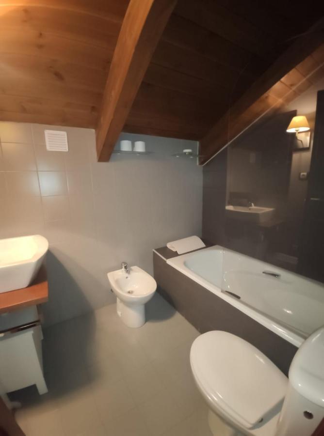 Apartamento Montes De Вильянуа Экстерьер фото